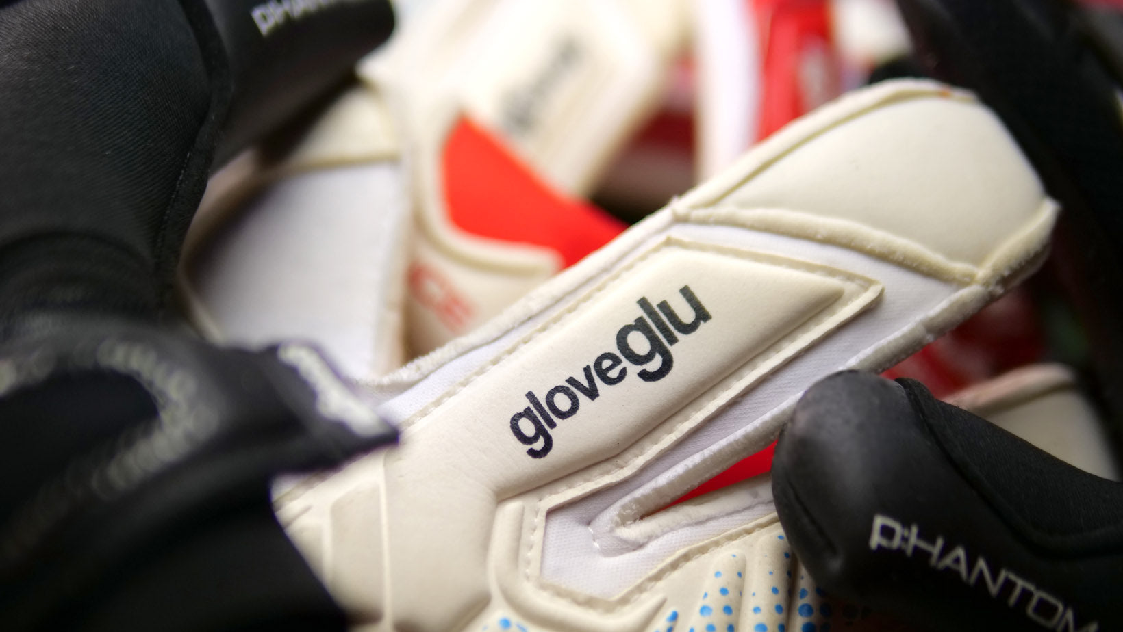 gloveglu