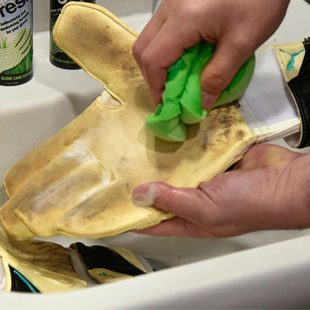 Spray pour nettoyant gants Gloveglu - Soins - Espace club