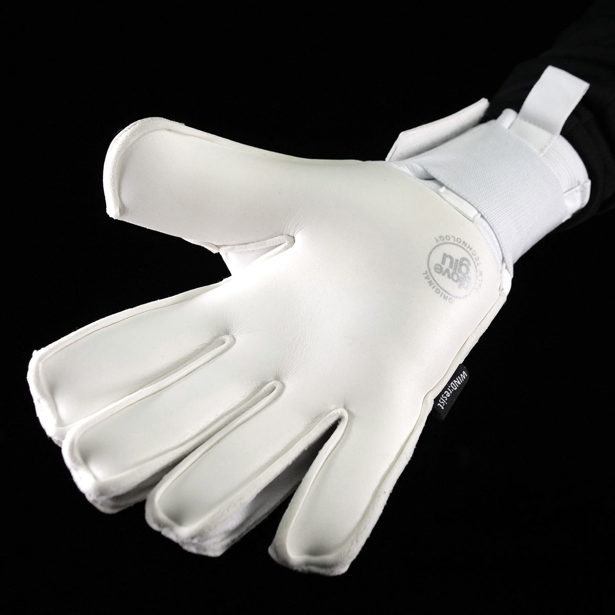 core t:HERMO FP White