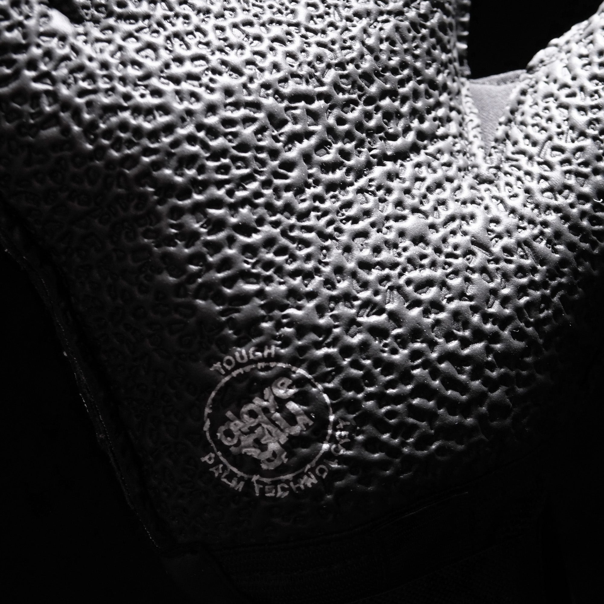 core t:OUGH Grey FP